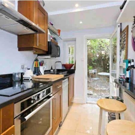 Beautiful 2 Bed/ 2 Bath Notting Hill Garden Flat Apartment Лондон Екстериор снимка