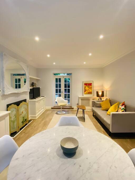Beautiful 2 Bed/ 2 Bath Notting Hill Garden Flat Apartment Лондон Екстериор снимка