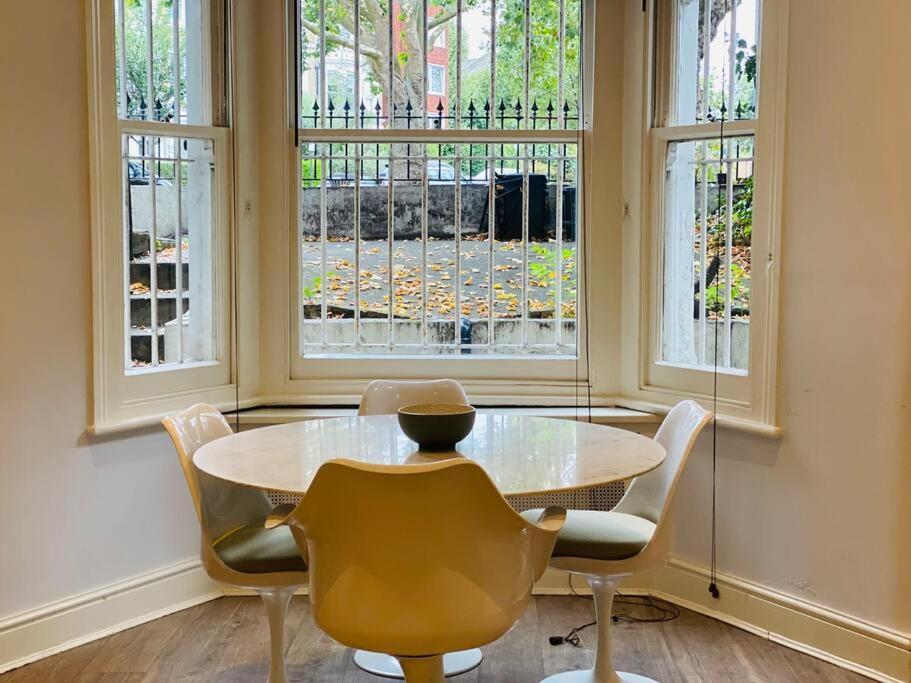 Beautiful 2 Bed/ 2 Bath Notting Hill Garden Flat Apartment Лондон Екстериор снимка