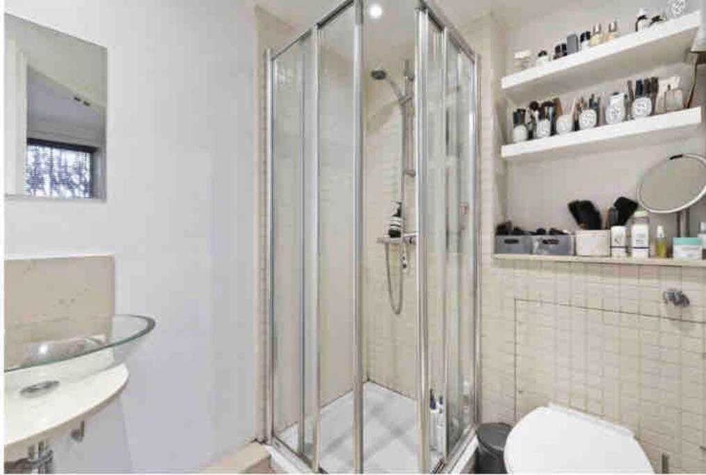 Beautiful 2 Bed/ 2 Bath Notting Hill Garden Flat Apartment Лондон Екстериор снимка